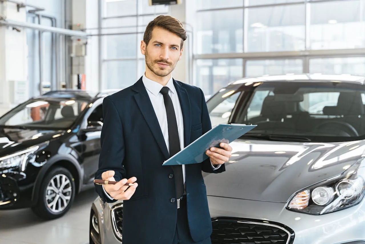 Electric vehicle warehouse